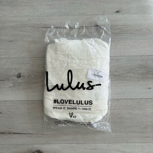 Lulus Romantic in Rome Tie-Strap Empire Waist Dress White M NWT IN PACKAGING - Picture 5 of 7